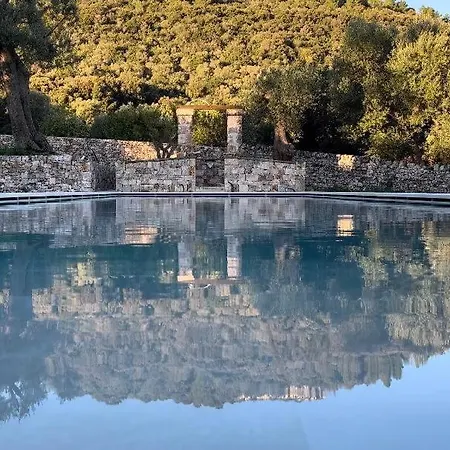 בית חווה Masseria Morrone