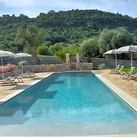 Masseria Morrone 农家乐 奥斯图尼