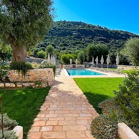 Masseria Morrone 奥斯图尼